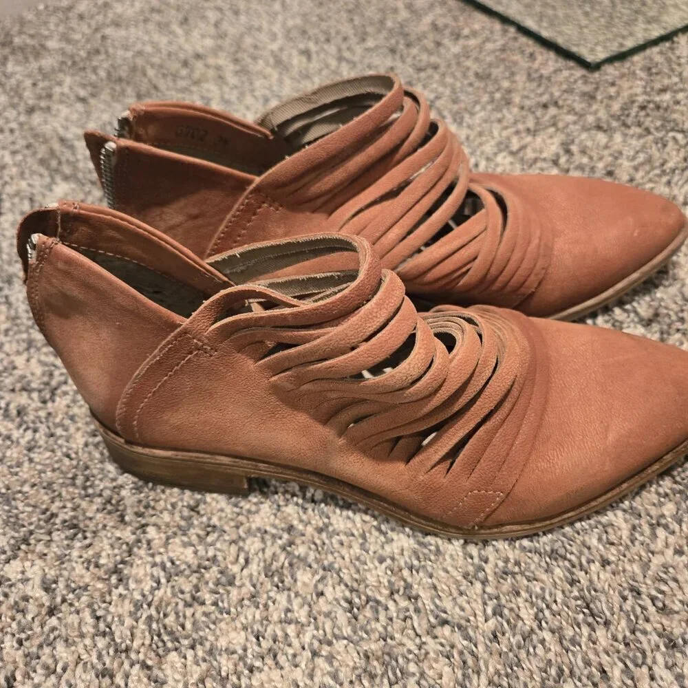 Free People Lost Valley Ankle Booties Brown 36/5.5-6
